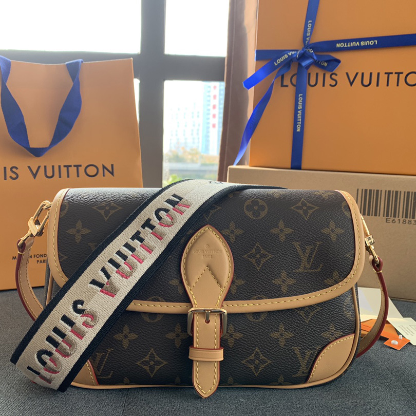 Louis Vuitton Diane(25-9-15cm)   M45985 - FashionPlug