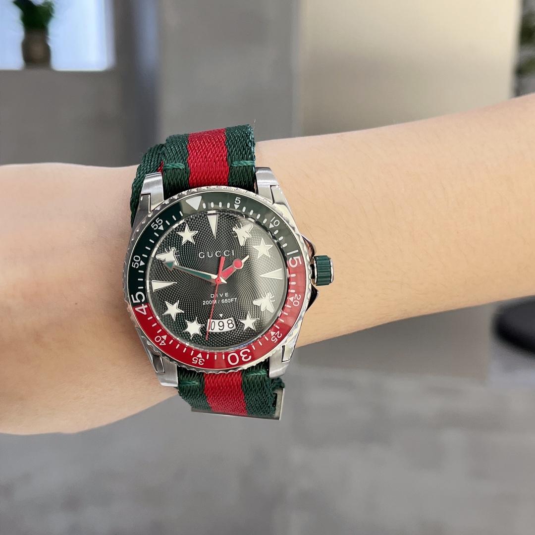 Gucci Dive Watch, 40mm - FashionPlug