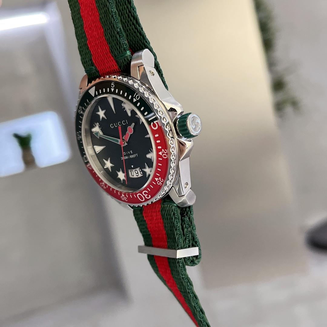 Gucci Dive Watch, 40mm - FashionPlug