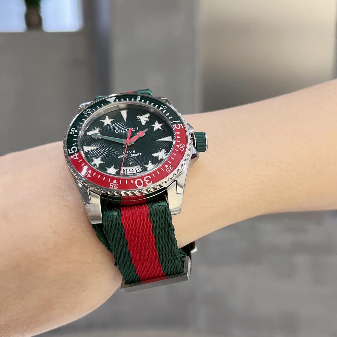 Gucci Dive Watch, 40mm - FashionPlug
