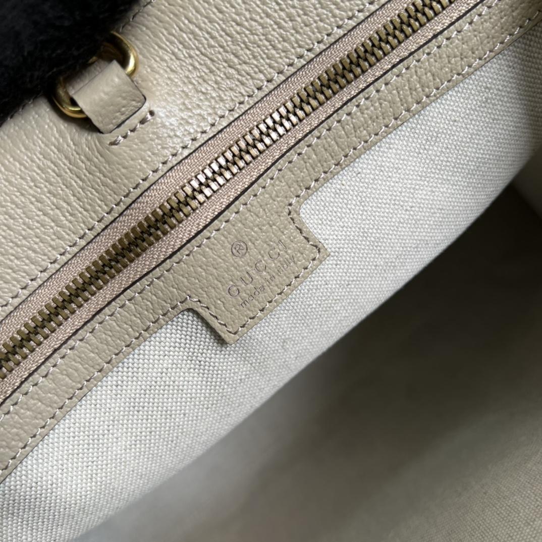 Gucci Small Tote Bag With Interlocking G(31-26.5-14cm) - FashionPlug