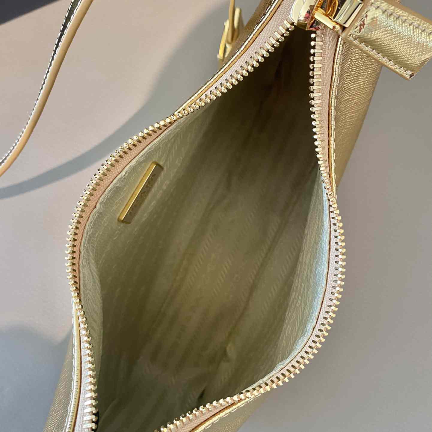 Prada Saffiano Leather Mini Bag(23-17-6.5cm) - FashionPlug