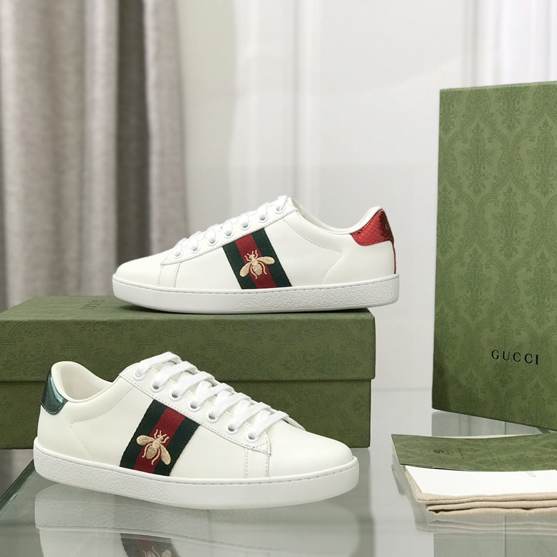 Gucci Ace Sneaker With Bee - FashionPlug