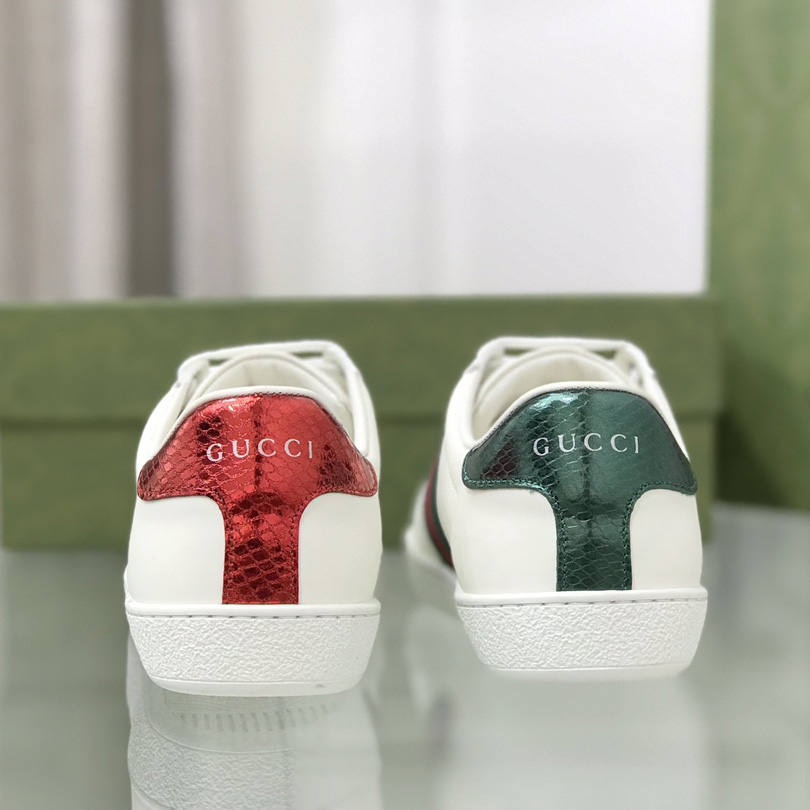Gucci Ace Sneaker With Bee - FashionPlug