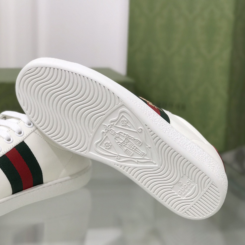 Gucci Ace Sneaker With Bee - FashionPlug