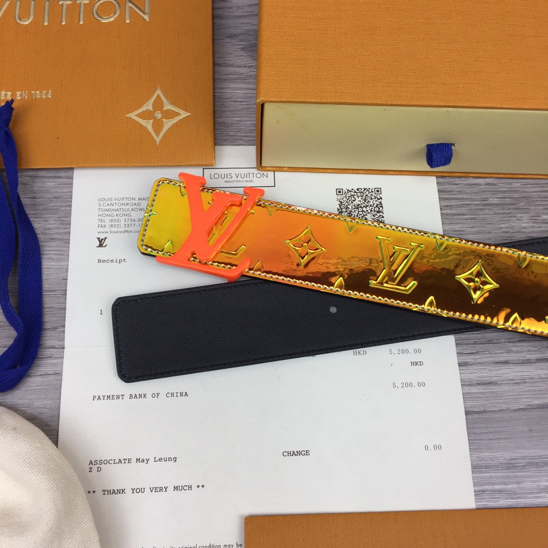 Louis Vuitton 40MM Reversible Belt - FashionPlug
