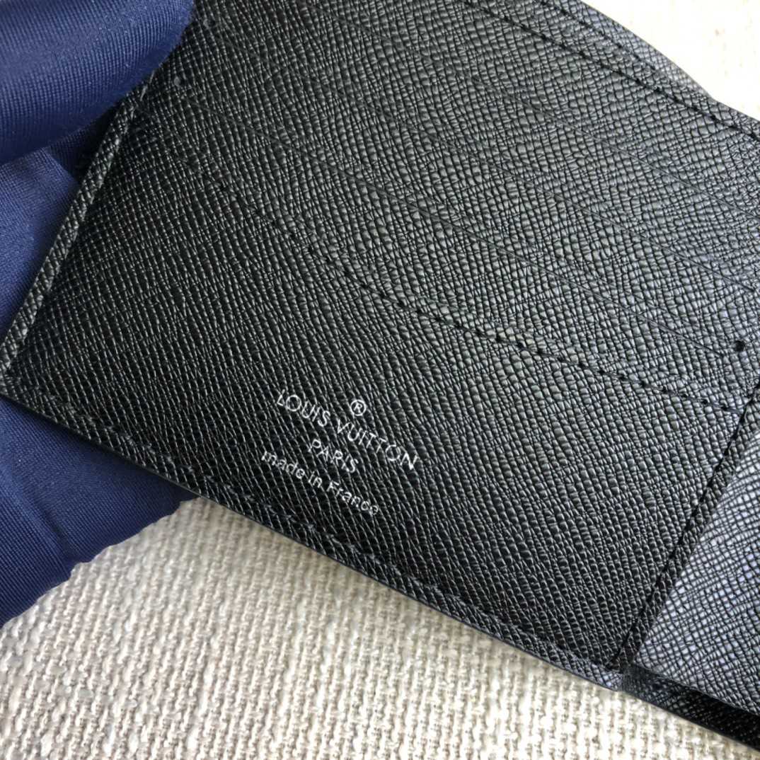 Louis Vuitton Multiple Wallet (11-8.5-1cm)      - FashionPlug