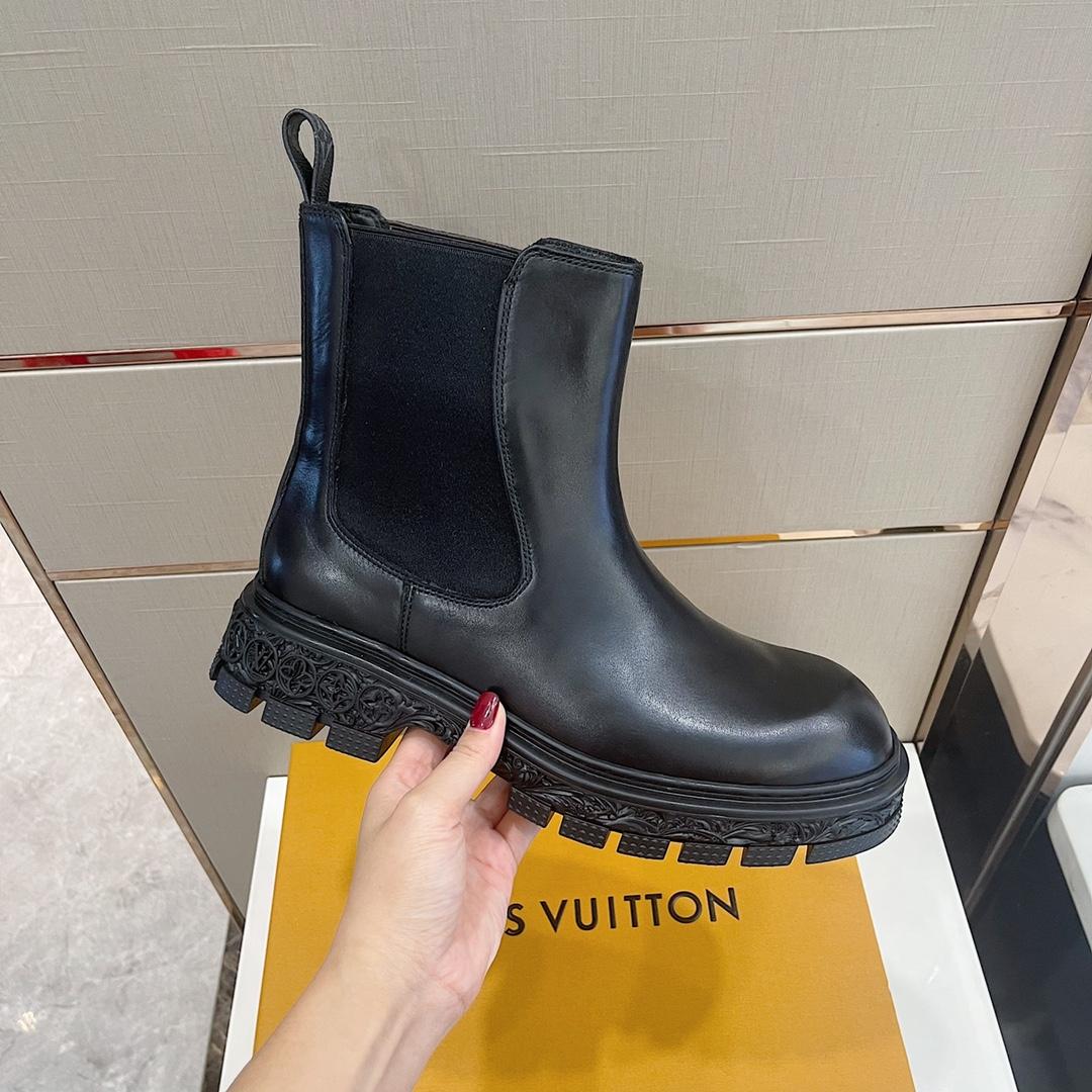 Louis Vuitton LV Baroque Chelsea Boot    1AAHB7 - FashionPlug