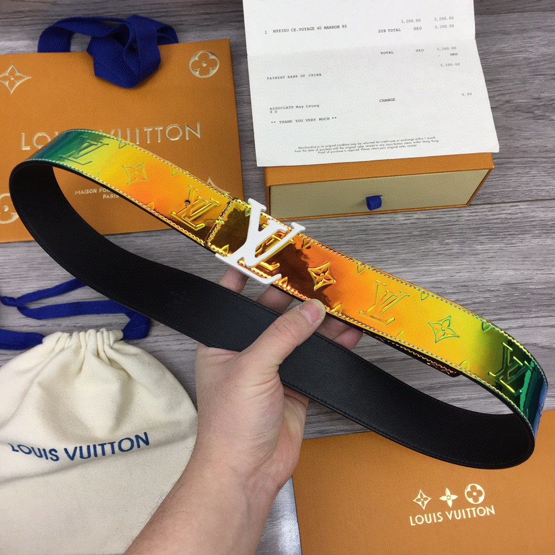 Louis Vuitton 40MM Reversible Belt - FashionPlug