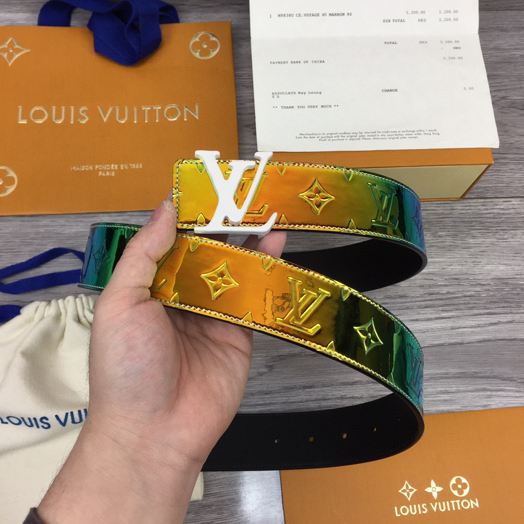 Louis Vuitton 40MM Reversible Belt - FashionPlug