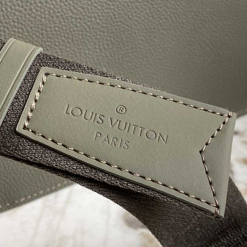 Louis Vuitton Sling Bag(30-16-3cm)   M21364 - FashionPlug