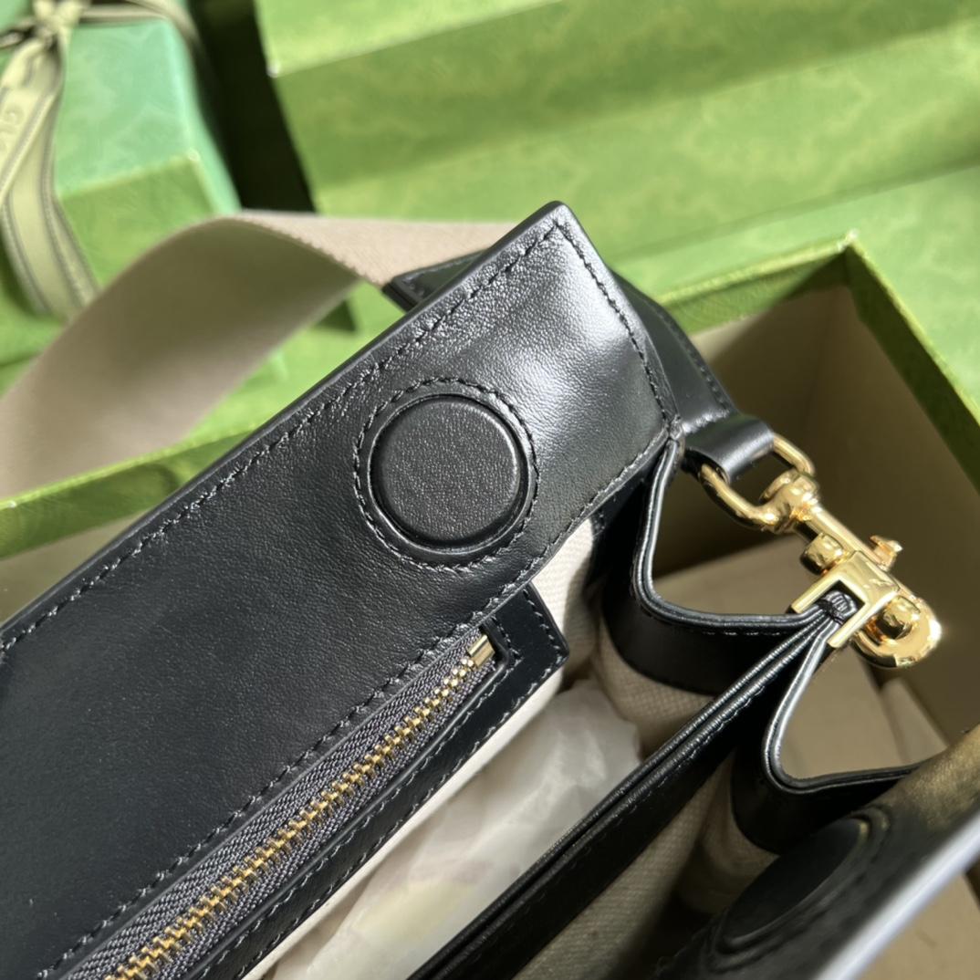 Gucci GG Matelassé Leather Medium Bag(32.5-20-10cm)   - FashionPlug