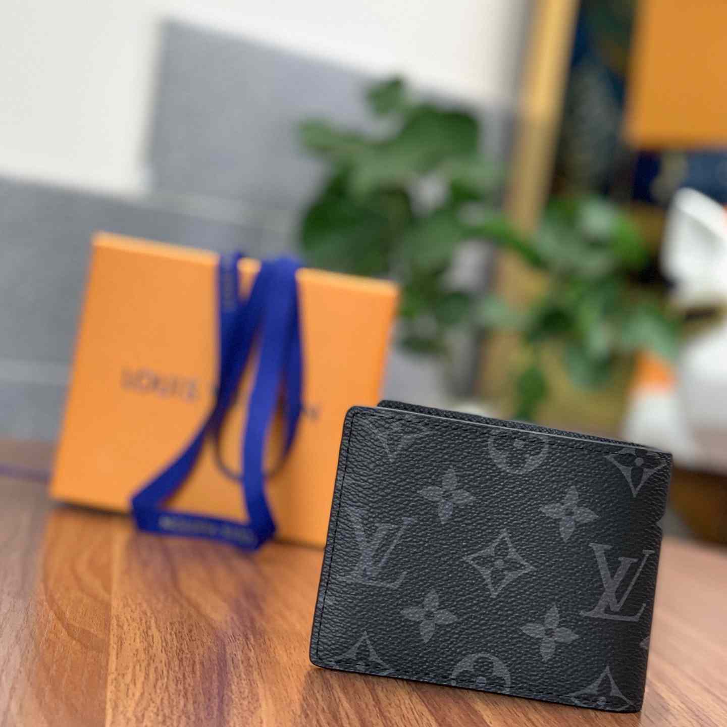 Louis Vuitton Multiple Wallet (11-8.5-1cm)     M61695 - FashionPlug