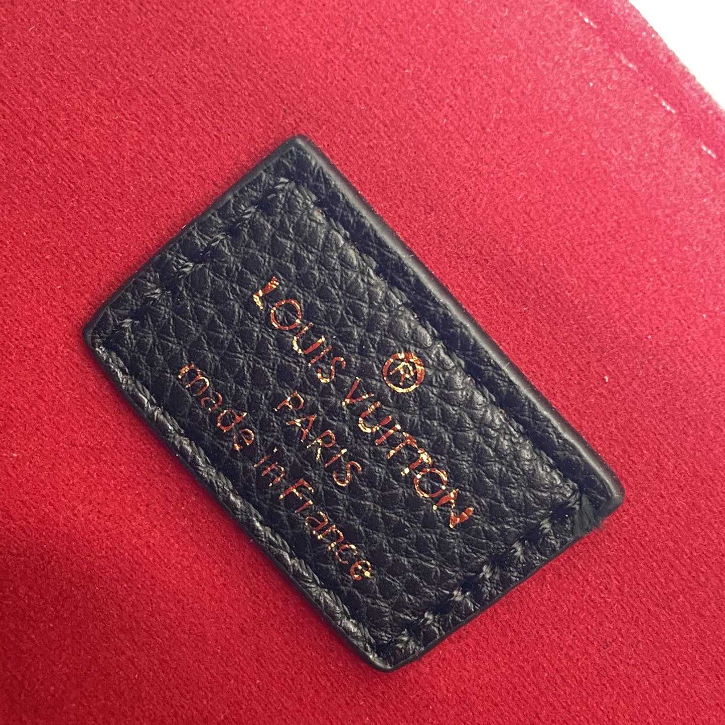 Louis Vuitton Lockme Shopper(42-28-15cm)   M57345 - FashionPlug