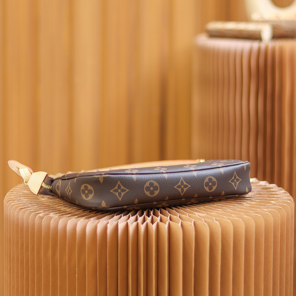  Louis Vuitton Pochette Accessoires(23.5-13.5-4cm)   M40712 - FashionPlug