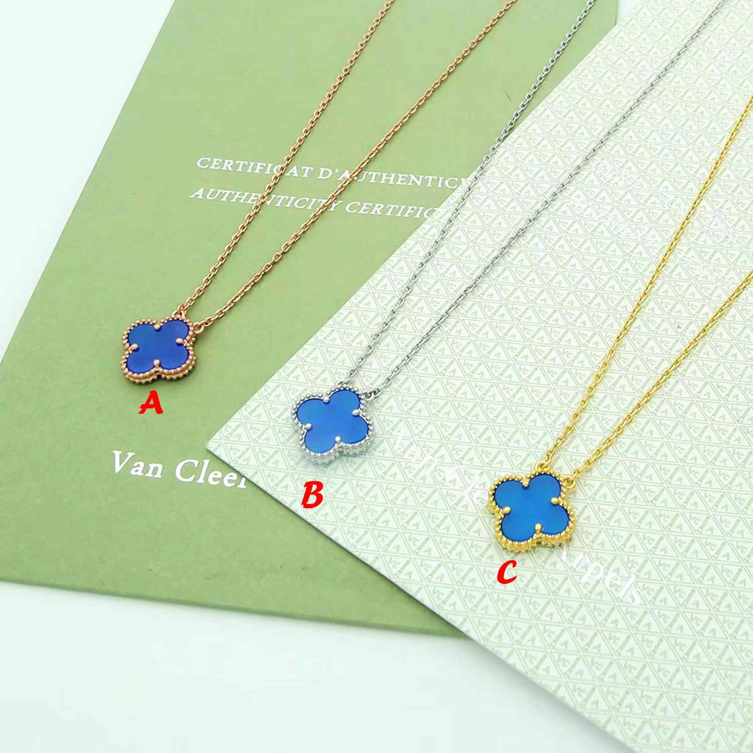 Van Cleef & Arpels Necklace - FashionPlug