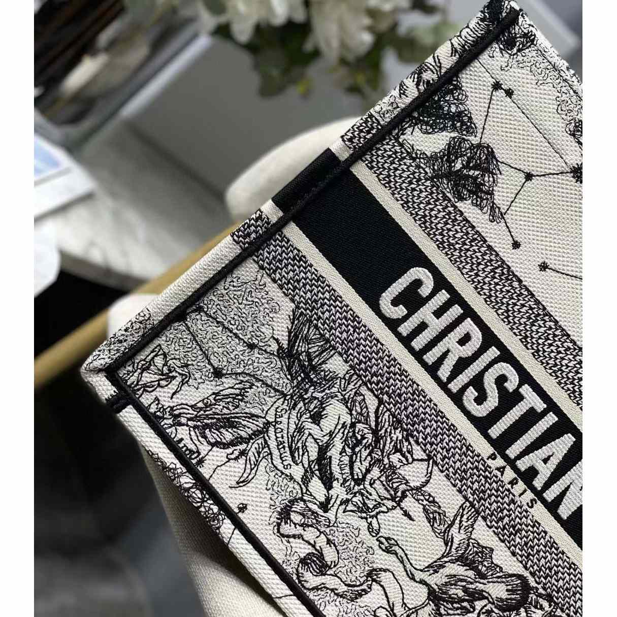 Dior Oblique Embroidered Book Tote（36.5-28-17.5CM）-Embroiderable Characters - FashionPlug