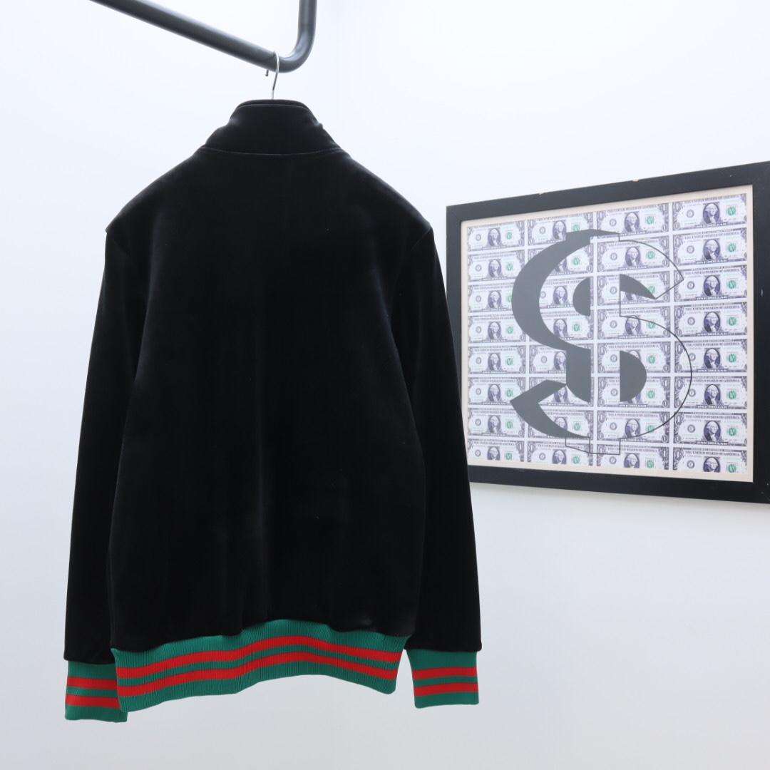 Gucci Zip Jacket & Jogging Pants - FashionPlug