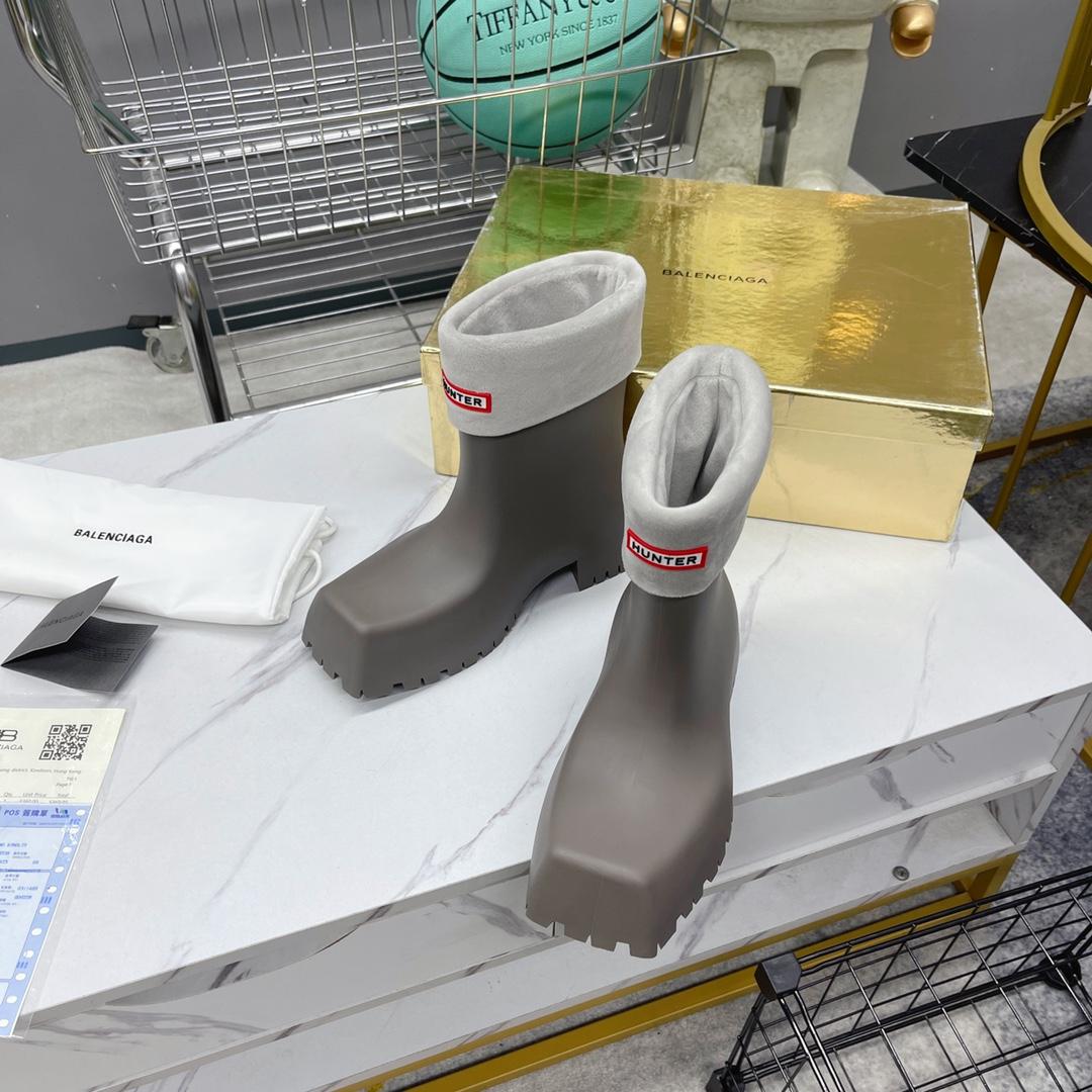 Balenciaga x Hunrer Trooper Rubber Boot  - FashionPlug