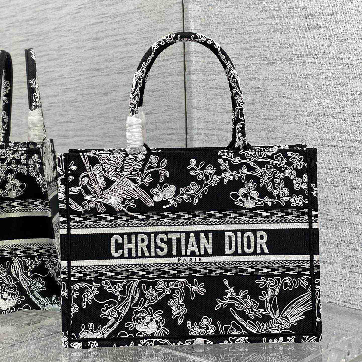 Dior Medium Dior Book Tote(36-18-28cm) - FashionPlug
