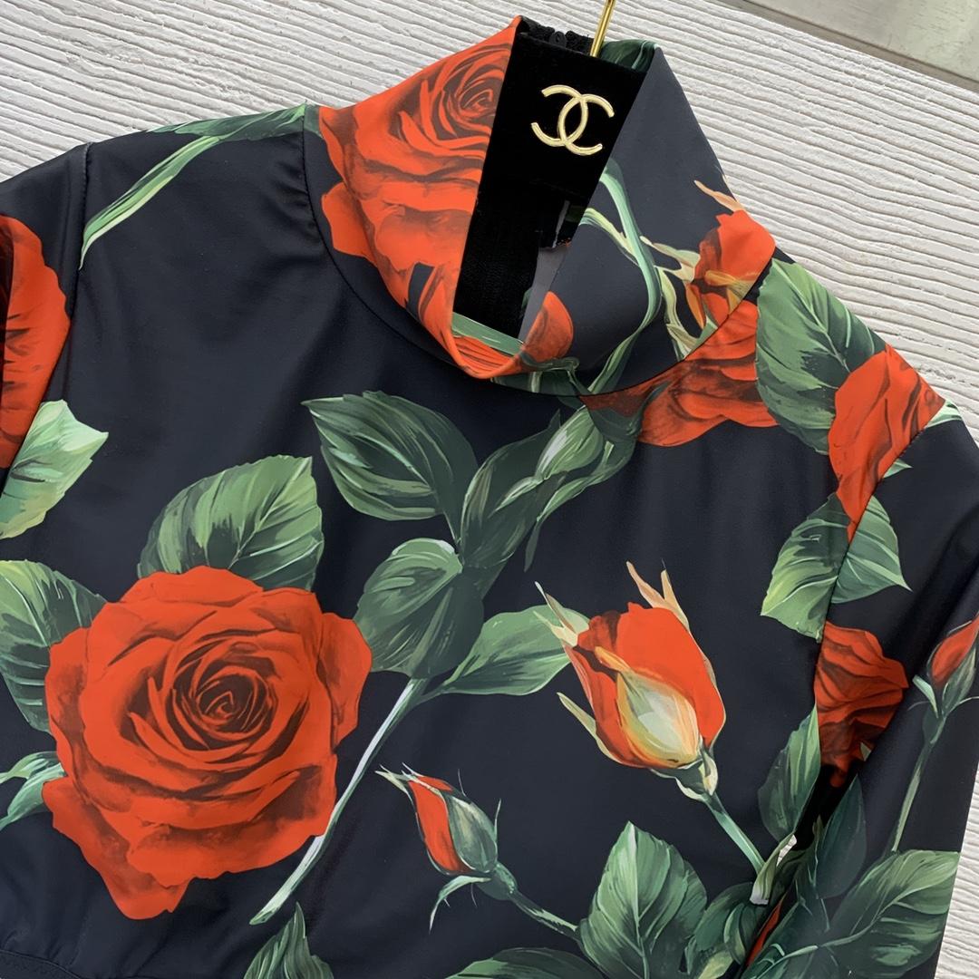 Dolce & Gabbana Floral Silk-Blend Charmeuse Leggings & High Neck Top - FashionPlug