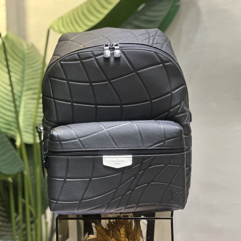 Louis Vuitton Discovery Backpack(30-40-20cm)  M21391 - FashionPlug