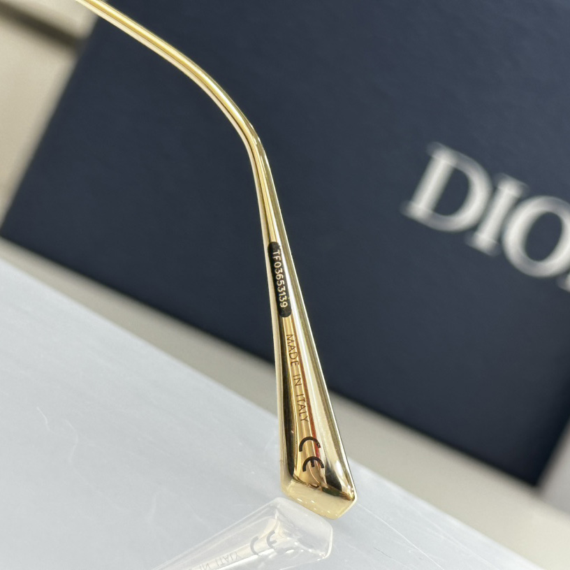 Dior 30Montaigne S7U Sunglasses - FashionPlug