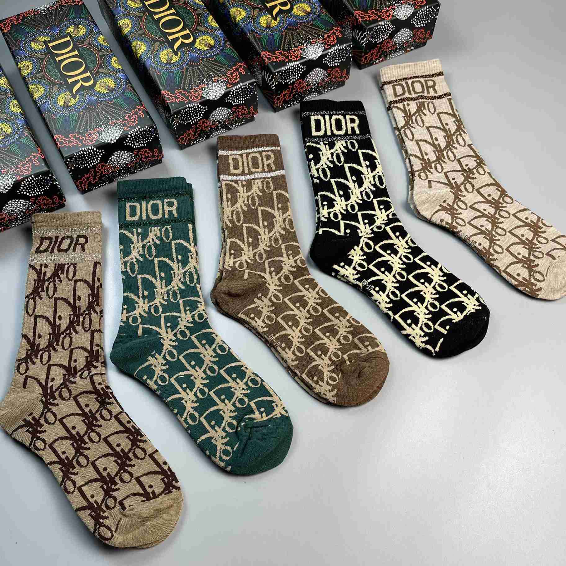 Dior Oblique Wool Socks /Box - FashionPlug