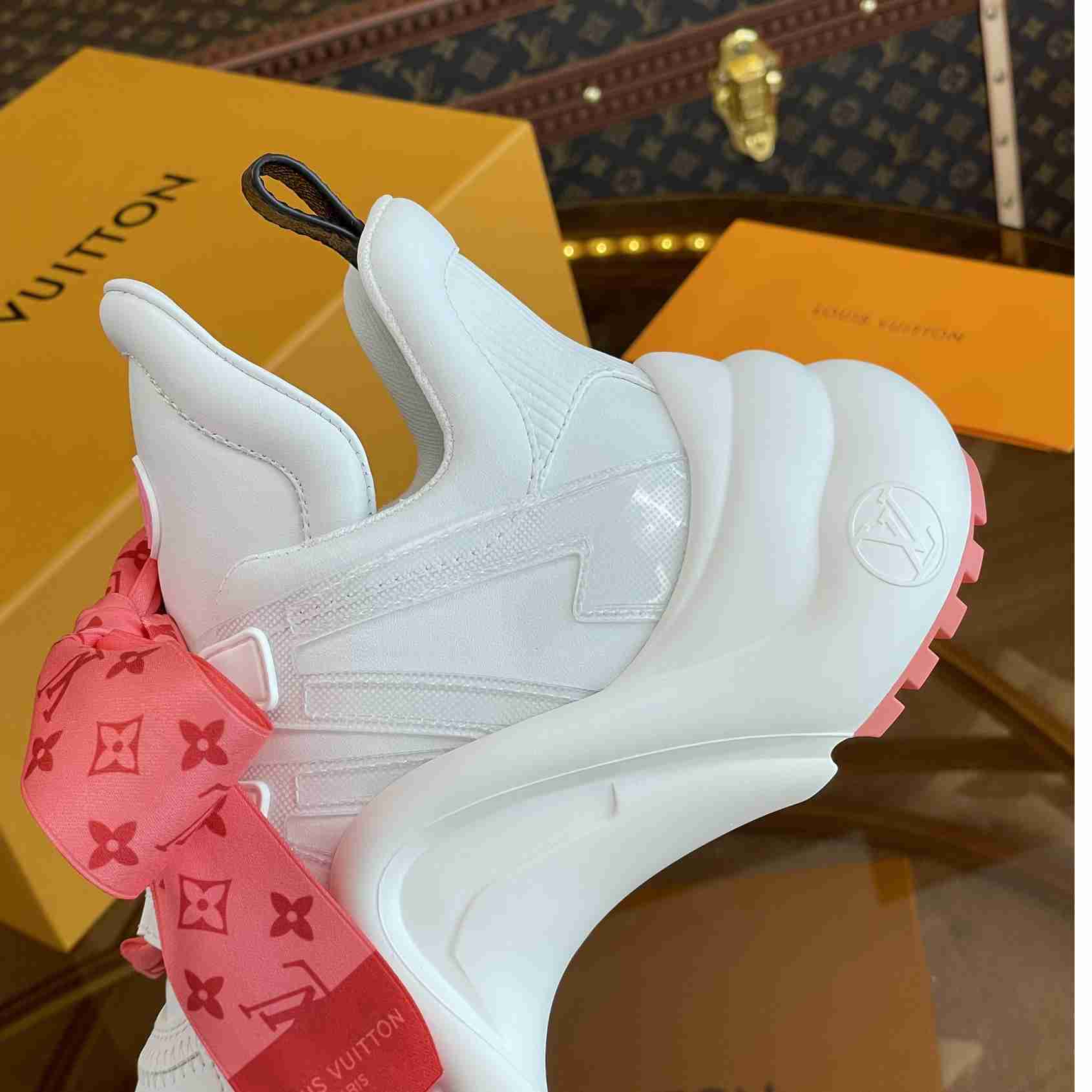 Louis Vuitton LV Archlight Sneaker  (upon uk size)    1AB42L - FashionPlug