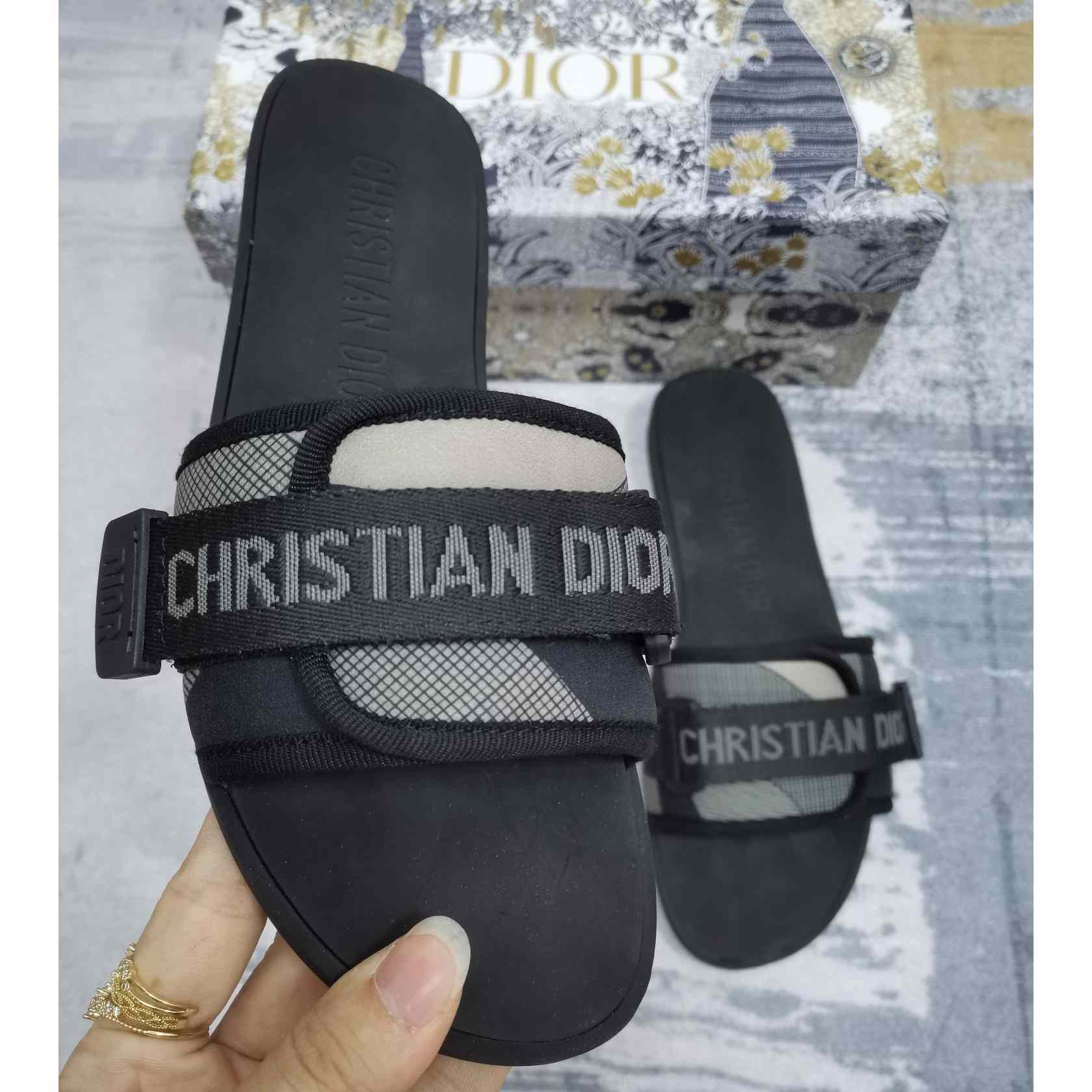 Dior Evolution Slide - FashionPlug