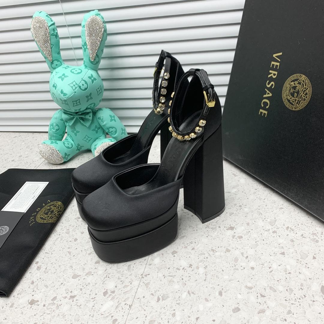 Versace Medusa Aevitas Satin Platform Pumps - FashionPlug