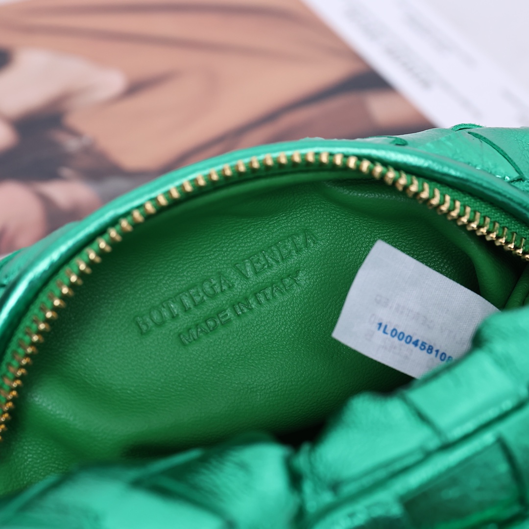 Bottega Veneta Mini Jodie Handle Bag(28-23-8cm) - FashionPlug