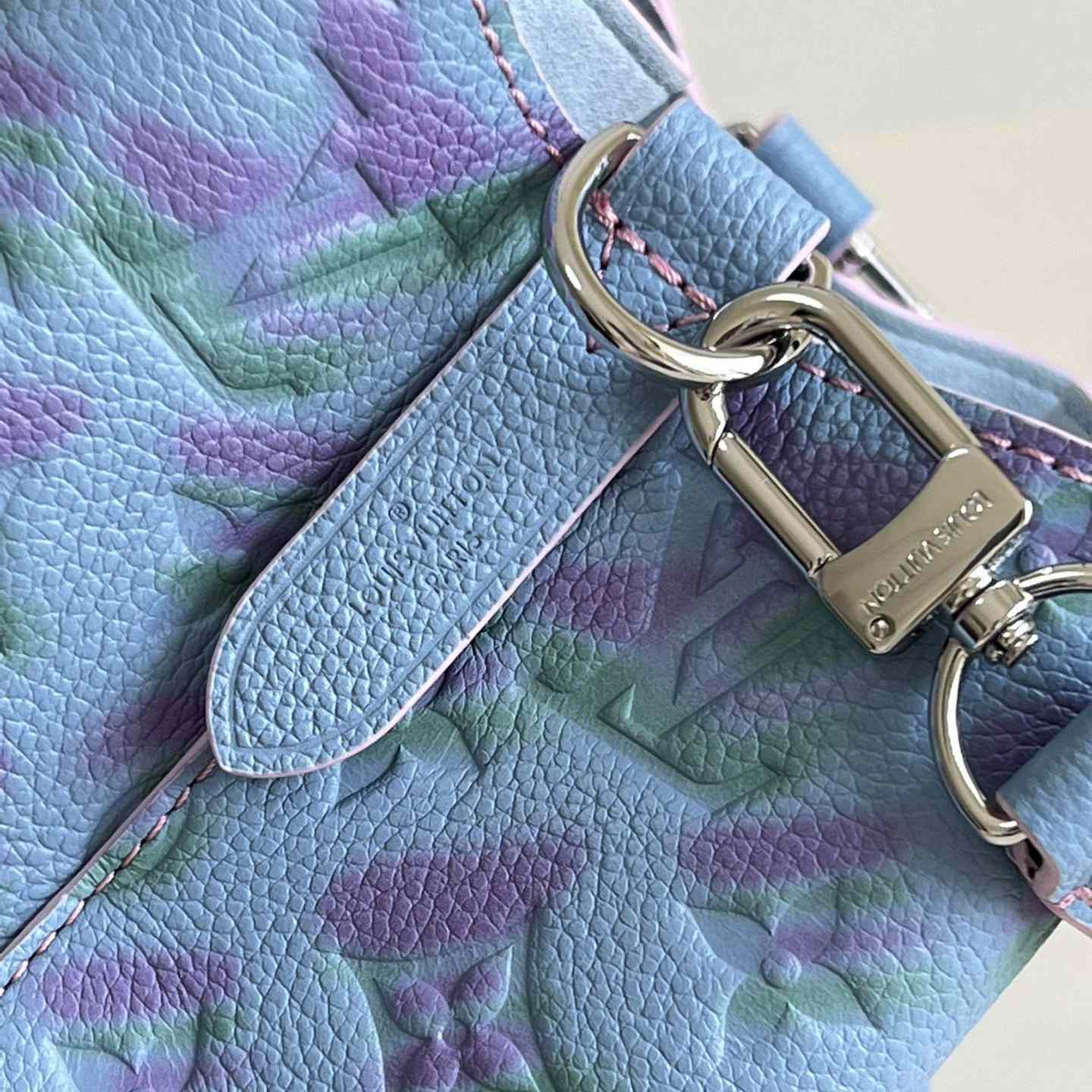Louis Vuitton Néonoé BB Bucket Bag (20 x 20 x 13 cm)   M46173 - FashionPlug