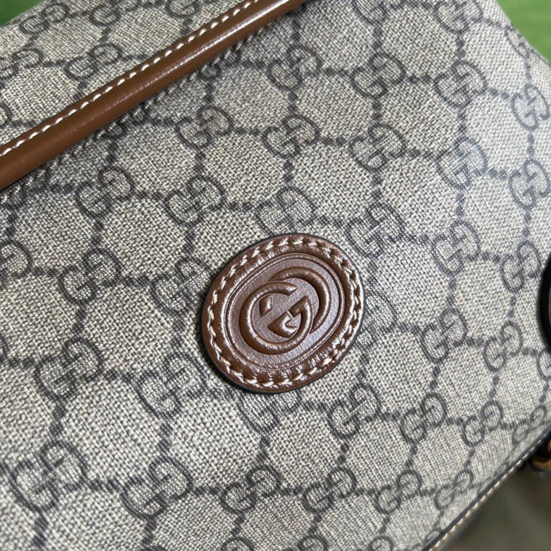 Gucci Medium Backpack With Interlocking G(26-43-18cm) - FashionPlug