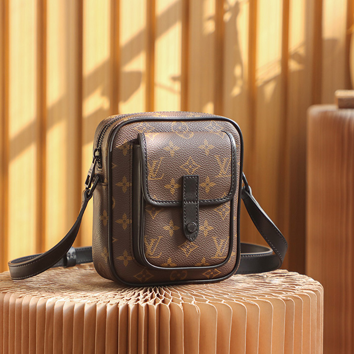 Louis Vuitton Christopher Wearable Wallet(15*17*8cm)   M69404 - FashionPlug