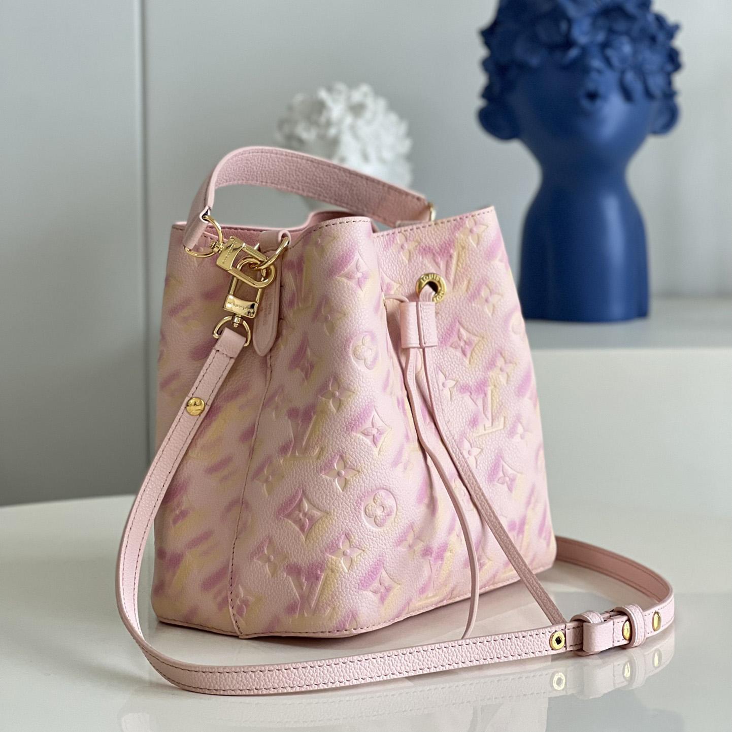 Louis Vuitton Néonoé BB Bucket Bag (20 x 20 x 13 cm)   M46174 - FashionPlug
