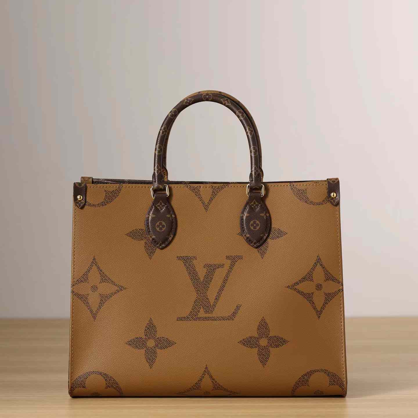 Louis Vuitton Onthego MM(34cm)   M45321 - FashionPlug