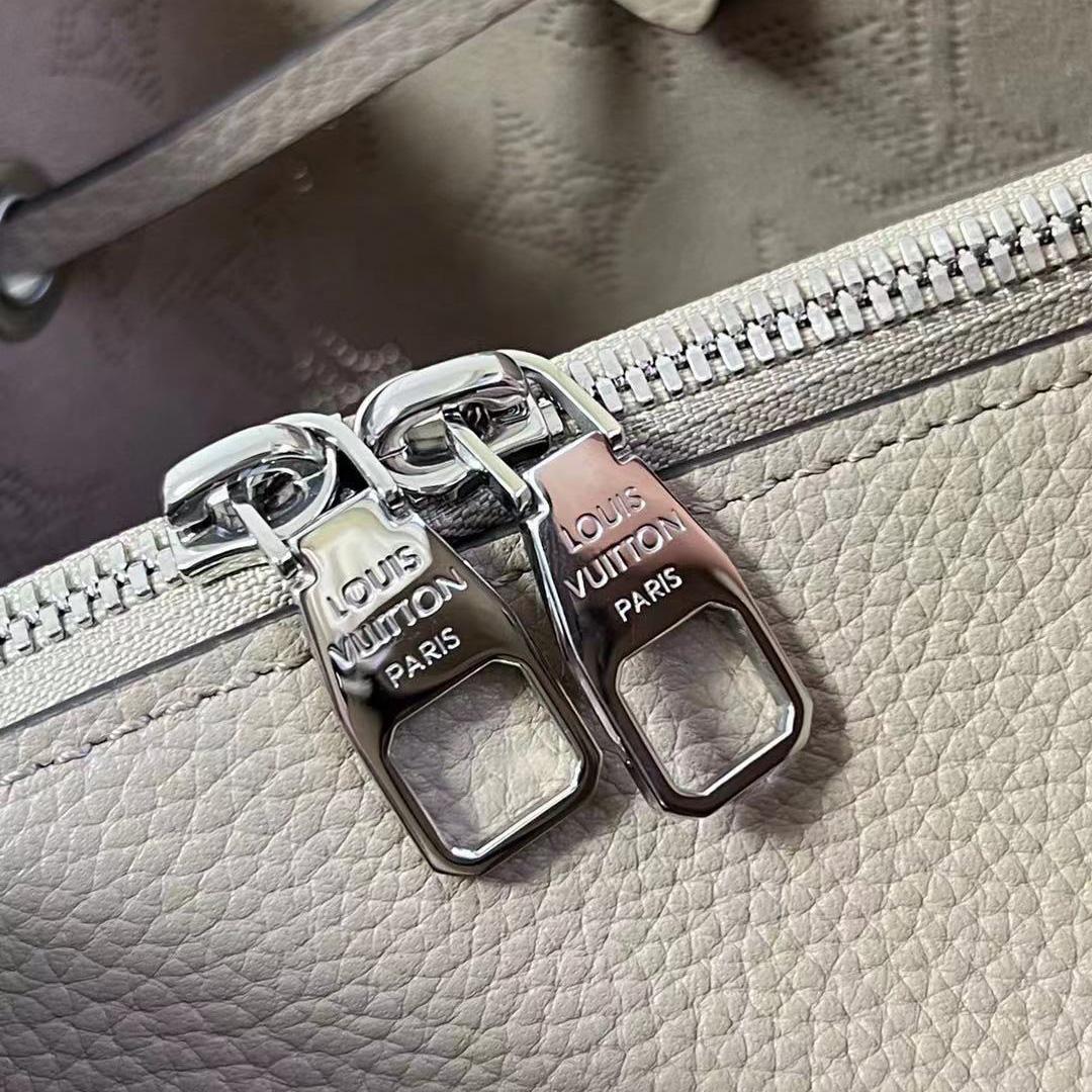 Louis Vuitton Bella Tote(32 x 23 x 13 cm )     M59201 - FashionPlug