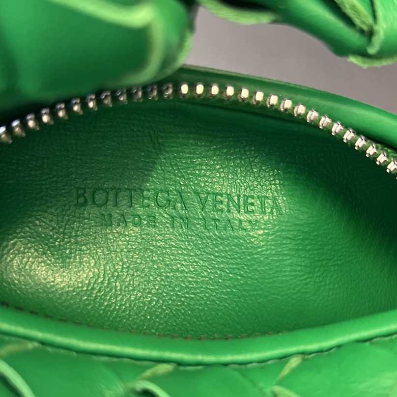 Bottega Veneta Candy Jodie - FashionPlug