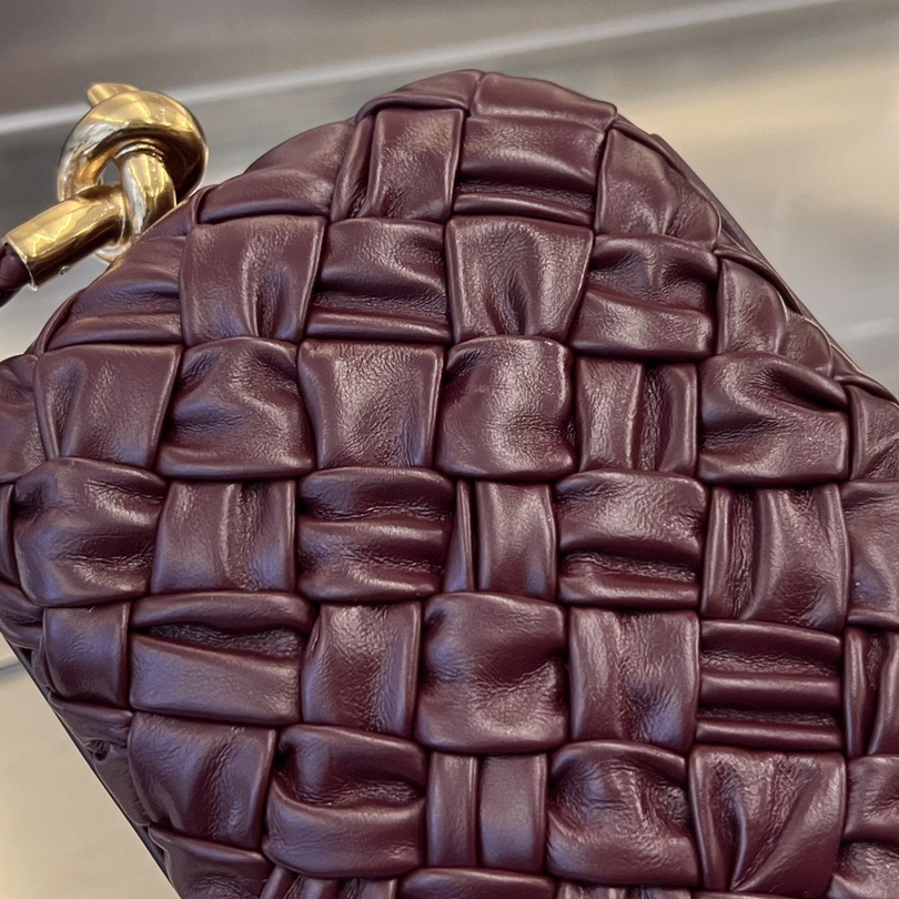Bottega Veneta Knot On Strap - FashionPlug