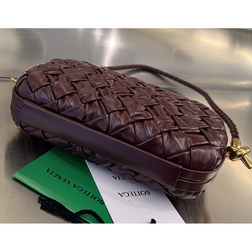 Bottega Veneta Knot On Strap - FashionPlug