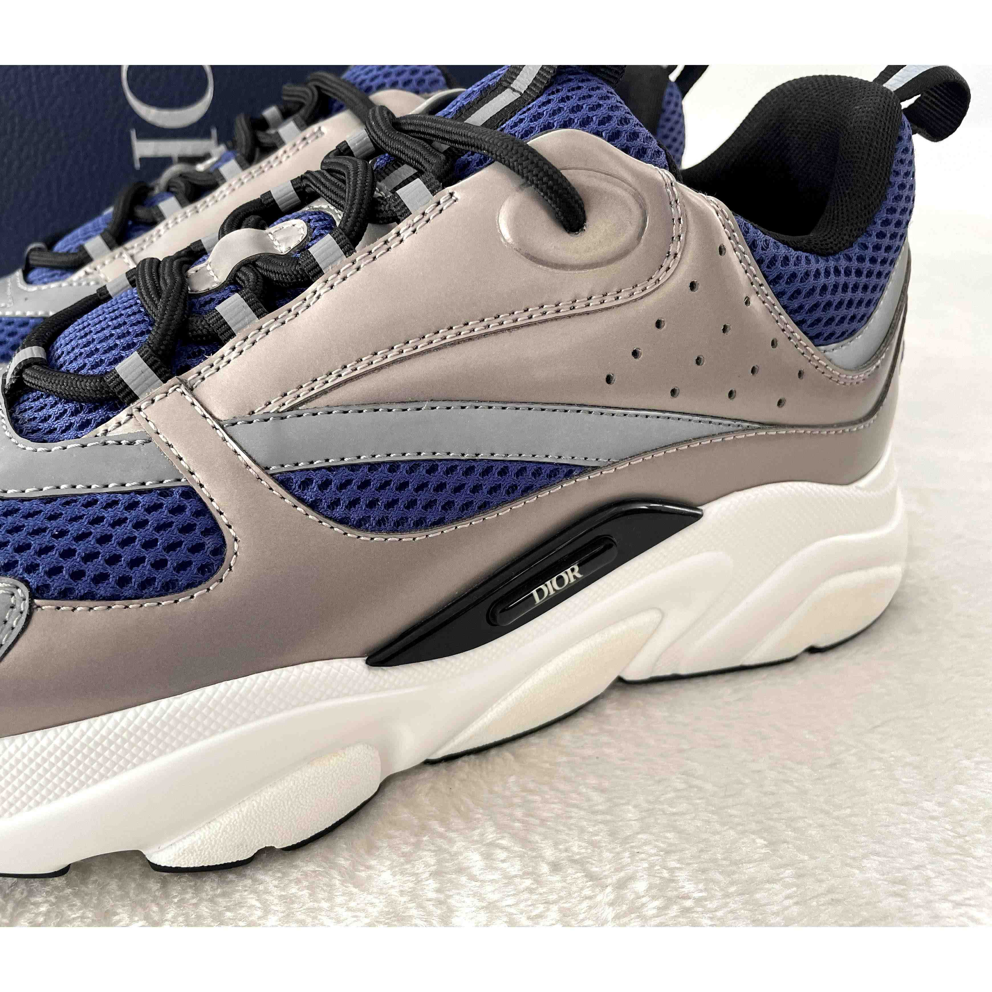 Dior B22 Sneaker  - FashionPlug