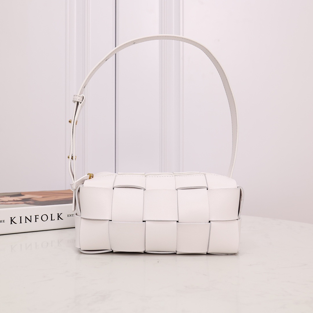 Bottega Veneta Small Brick Cassette - FashionPlug