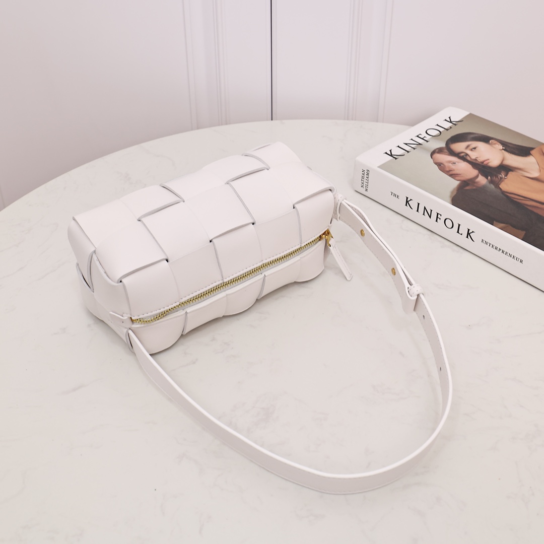 Bottega Veneta Small Brick Cassette - FashionPlug