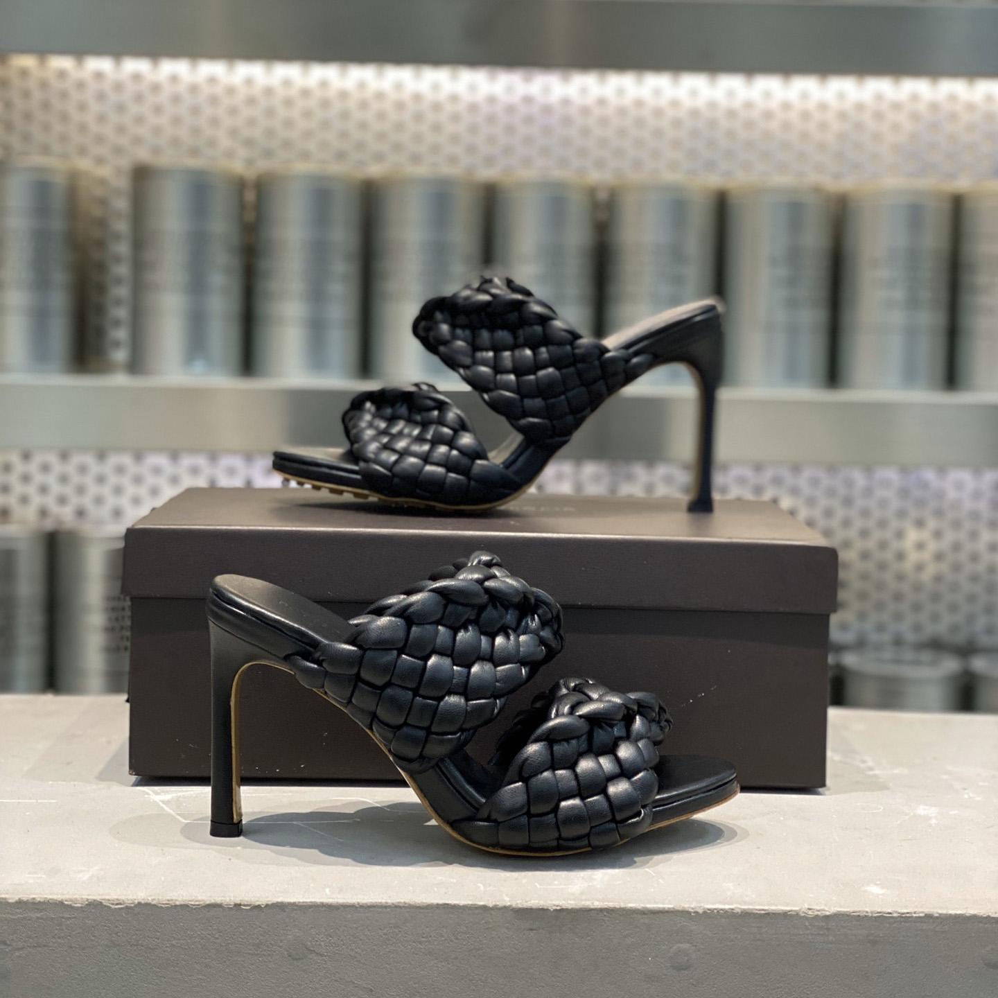 Bottega Veneta Curve Twisted And Padded Intreccio Leather Mules - FashionPlug