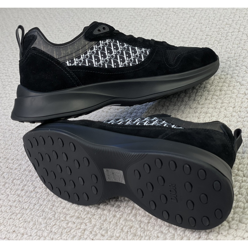 Dior B25 Runner Sneaker - FashionPlug