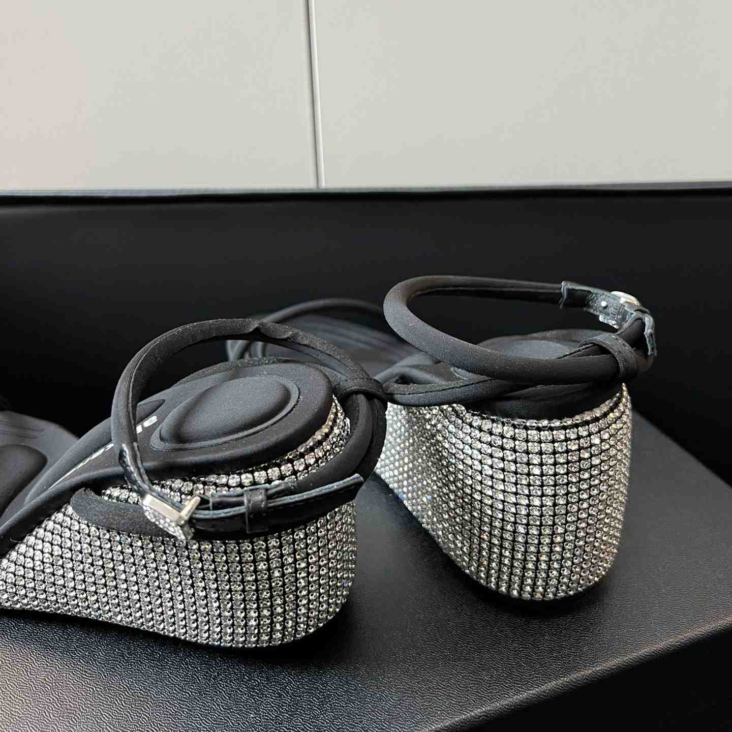 Alexander Wang Women's Dahlia Wedge Sandals    75mm - FashionPlug