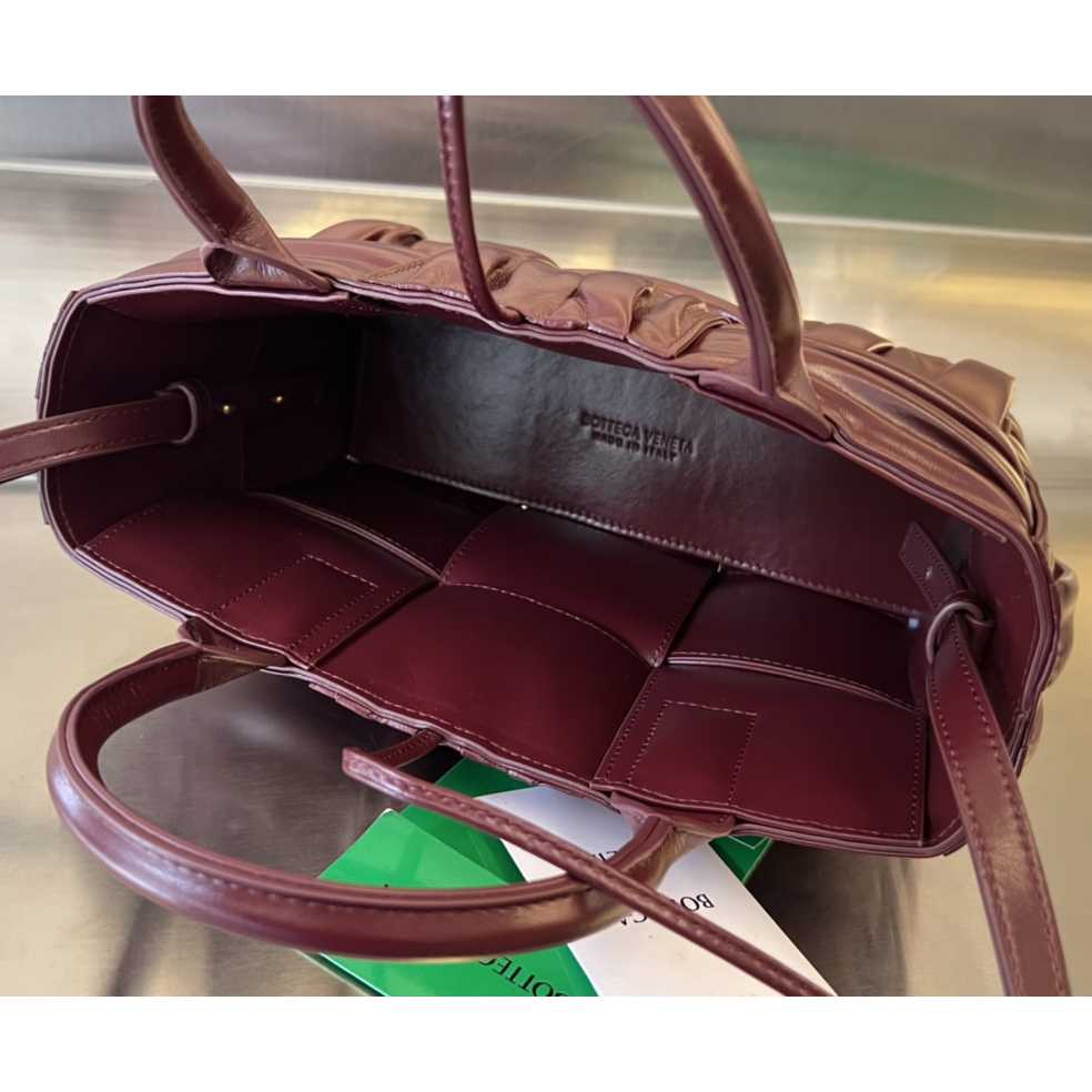 Bottega Veneta Mini Arco Tote Bag - FashionPlug