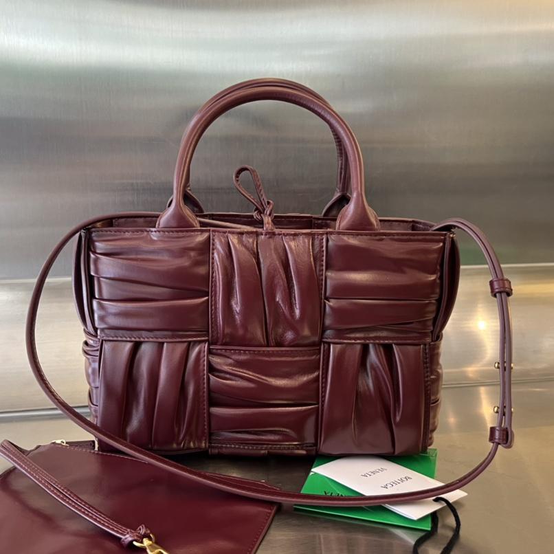 Bottega Veneta Mini Arco Tote Bag - FashionPlug
