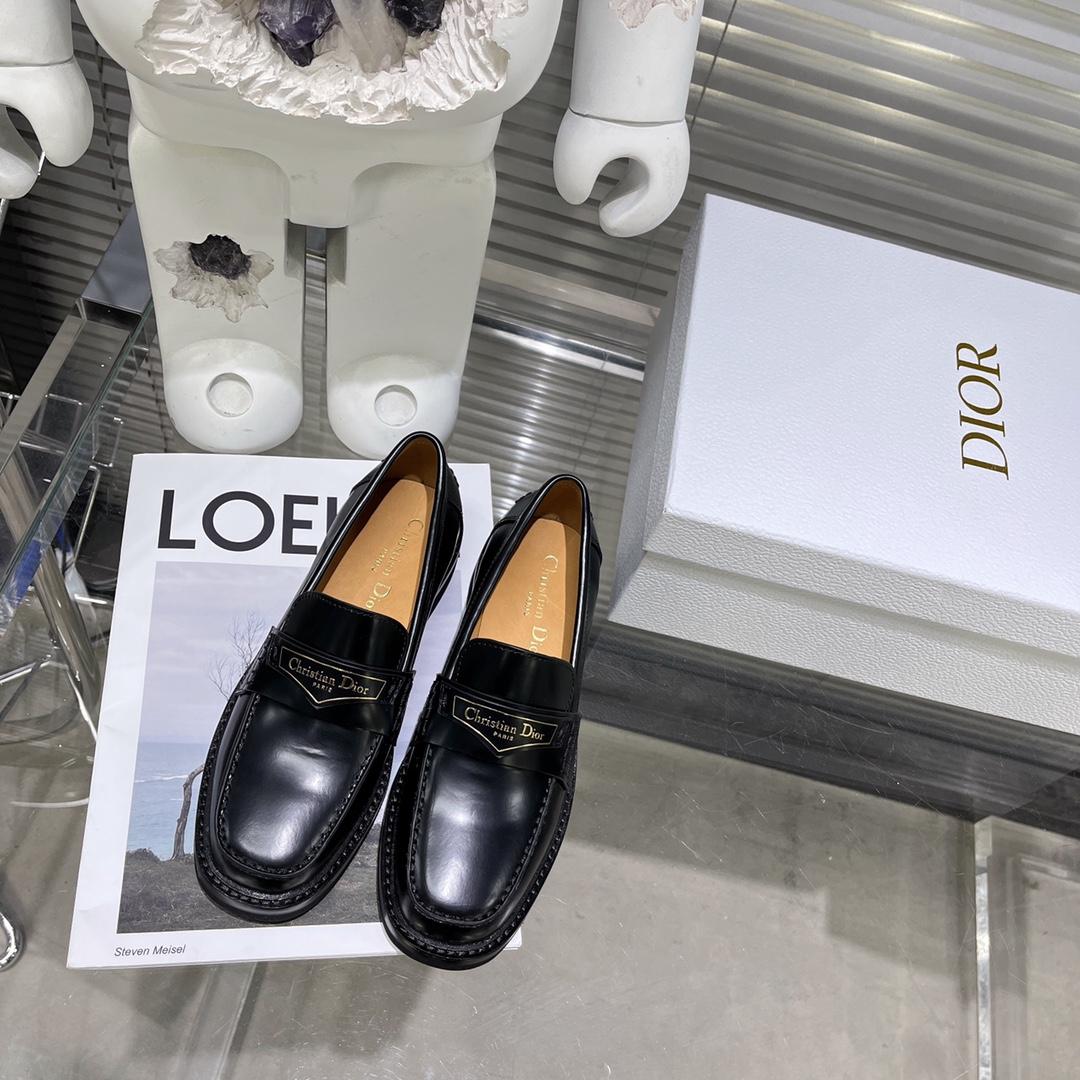 Dior Boy Loafer - FashionPlug